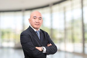 TS-Su-Ngoc-Khuong-Giam-doc-cap-8070-5986