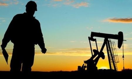 Khủng hoảng ở Qatar: Giá dầu hạ, có nên tăng sản lượng?