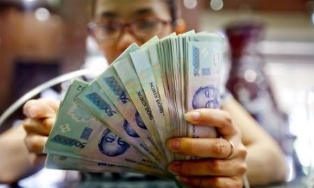 Lãi suất thị trường liên ngân hàng giảm mạnh