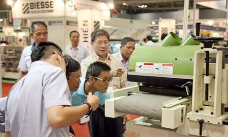 Nhập khẩu nhiều máy móc từ Đài Loan
