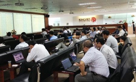 Cổ phiếu Chứng khoán Rồng Việt chào sàn HoSE với giá tham chiếu 11.700 đồng/cp