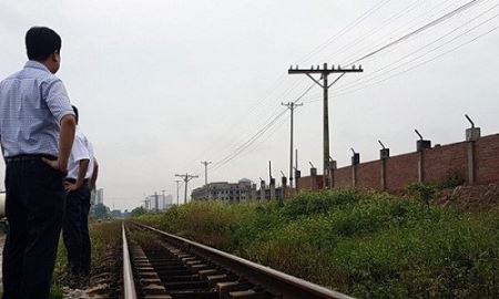 Không có vùng cấm lập lại trật tự hành lang an toàn đường bộ, đường sắt