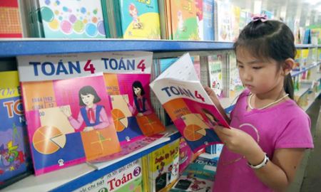 Dồn dập tăng giá: Người dân “thắt lưng buộc bụng”