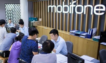 “Cơn sốt” điện thoại tầm trung giá rẻ từ mạng di động MobiFone