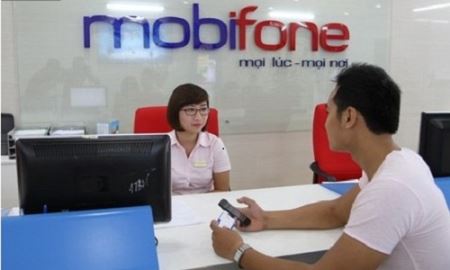 MobiFone cung cấp gói cước hỗ trợ người dân vùng bão lũ trị giá 9 tỉ đồng