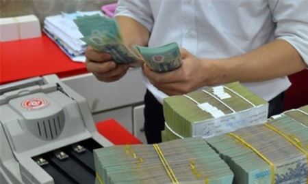 Thanh khoản dồi dào, NHNN tăng hút tiền khỏi hệ thống