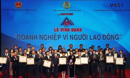 BIDV xuất sắc nhận giải thưởng “Doanh nghiệp vì Người lao động” năm 2017