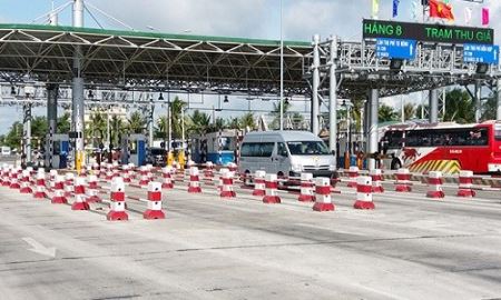 Trạm BOT Cai Lậy: Nhiều tài xế quá khích, lái xe đến tắt máy rồi đi chơi