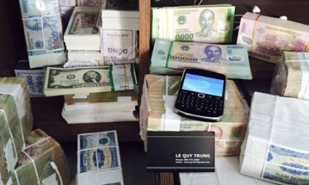 Giám sát chặt  việc đổi tiền lẻ trái phép
