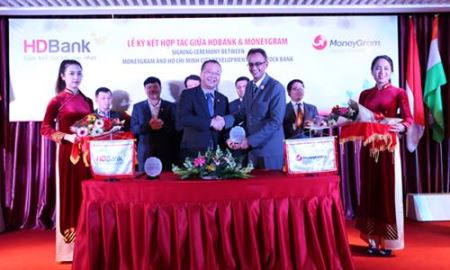 HDBank hợp tác với tập đoàn hàng đầu về chuyển tiền quốc tế của Mỹ