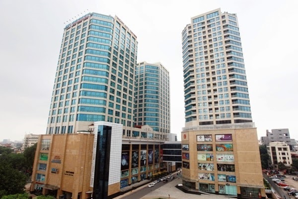 Giá thuê văn phòng tiếp tục tăng cao