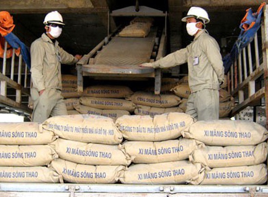 Tiêu thụ xi măng trong nước giảm mạnh