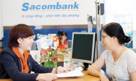 Đột phá lợi nhuận từ bán lẻ và dịch vụ