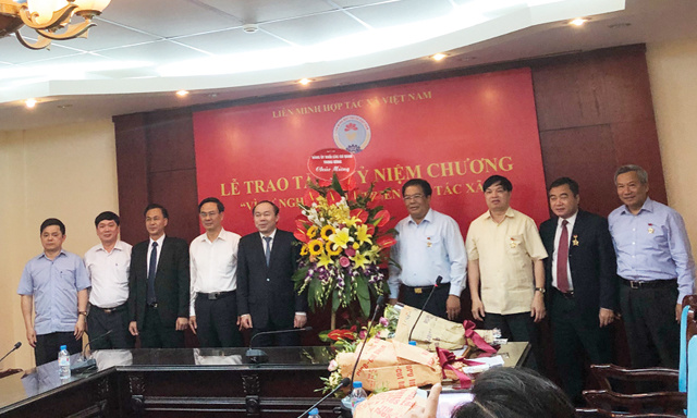 Trang-2-Anh-1-tin-Trao-KNC-7510-15233808
