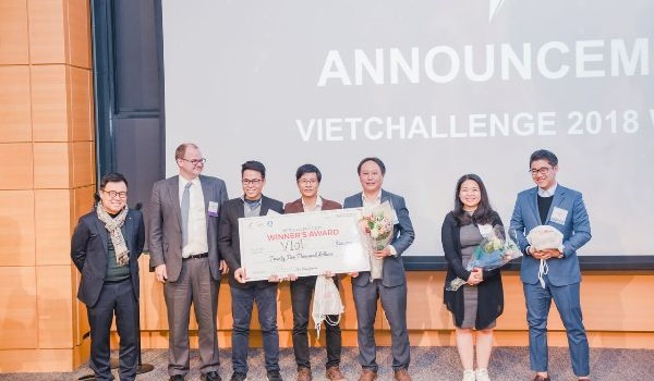 VIOT giành chiến thắng cuộc thi khởi nghiệp cho người Việt