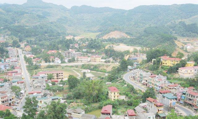 HTX cải thiện khó khăn về nước sạch và rác thải