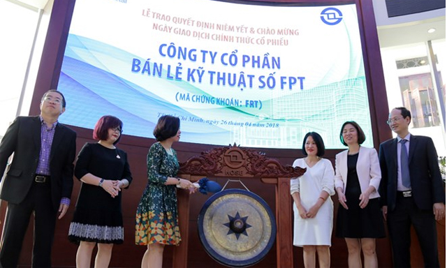 Chào sàn với “lý lịch” đẹp, FRT được săn đón