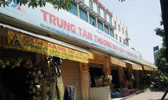 Hẩm hiu cổ phiếu thương hiệu 