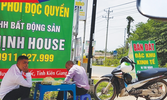 Cần thiết dừng chuyển đổi đất đặc khu