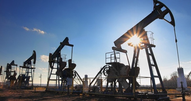 Giá dầu Brent sắp chạm mốc 80 USD/thùng