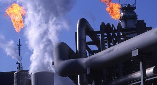 Dầu Brent vượt ngưỡng 80 USD/thùng lần đầu tiên kể từ năm 2014
