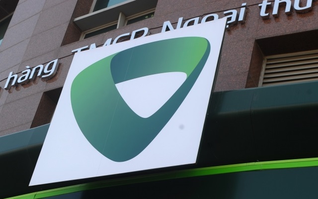 Fitch nâng xếp hạng tín nhiệm 3 ngân hàng Việt Nam lên BB