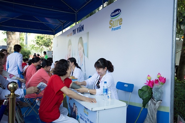 Vinamilk-dong-hanh-cung-nguoi-3305-3306-
