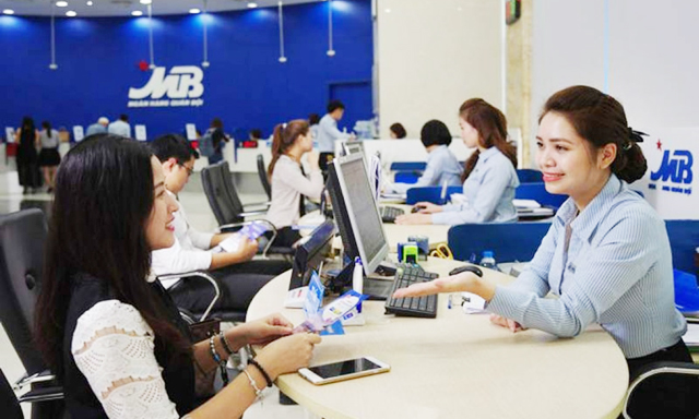 Kinh doanh khởi sắc, ngân hàng xin nới room tín dụng