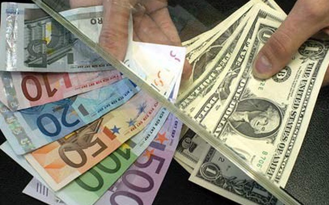 Giá USD thị trường vượt 22.900 đồng, tỷ giá EUR/VND tăng