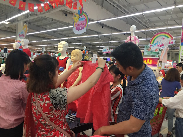 Bộ Công Thương vẫn giữ đề xuất siêu thị phải có dịch vụ bán hàng qua mạng