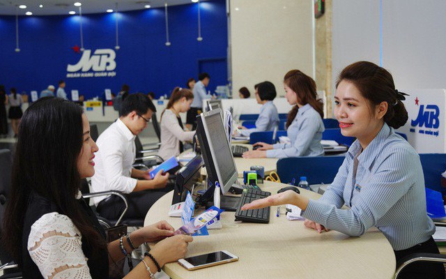 Ngược dòng ngoạn mục, MBB tăng mạnh