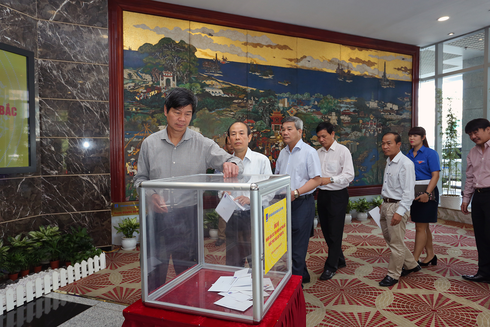 Tập đoàn Dầu khí Việt Nam chung tay hỗ trợ nhân dân vùng núi phía Bắc