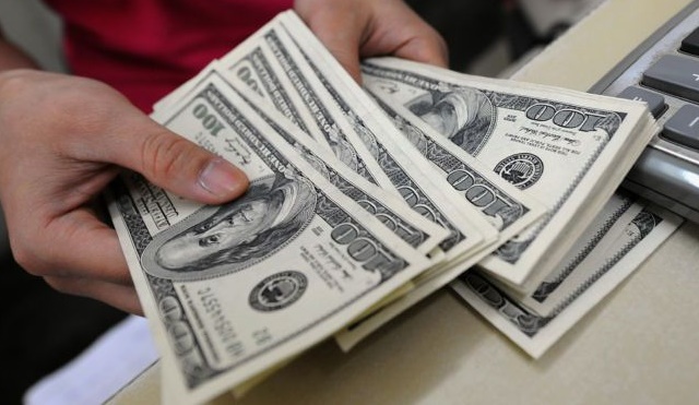 Giá USD tại nhiều ngân hàng biến động nhẹ