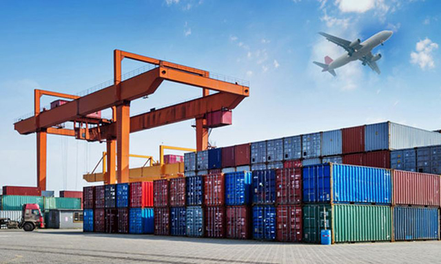 Phí logistics cao, xuất khẩu càng thêm khó