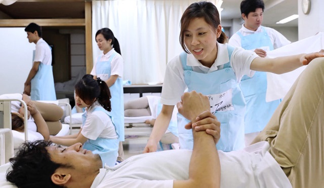 Nhật Bản mở cửa với 10.000 điều dưỡng viên người Việt