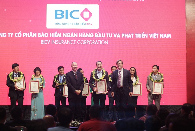 BIC lần thứ 3 liên tiếp lọt vào Top 10 công ty bảo hiểm phi nhân thọ uy tín nhất Việt Nam