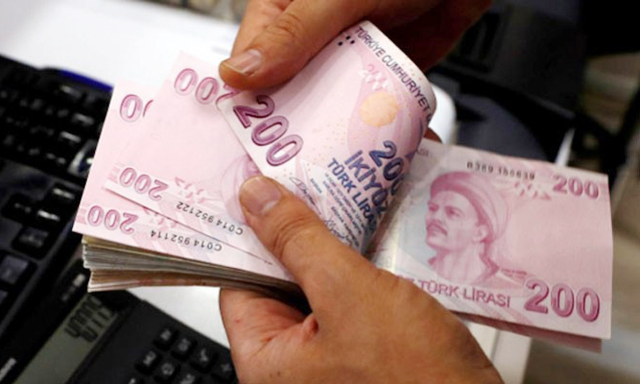Thổ Nhĩ Kỳ cam kết chặn đồng lira mất giá