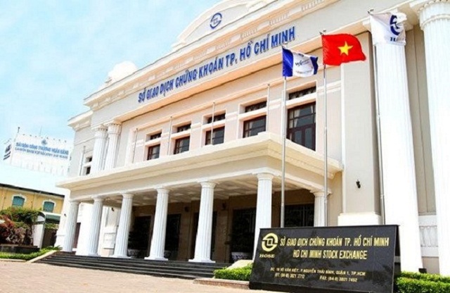 6 tháng đầu năm, HoSE báo lãi gấp đôi cùng kỳ