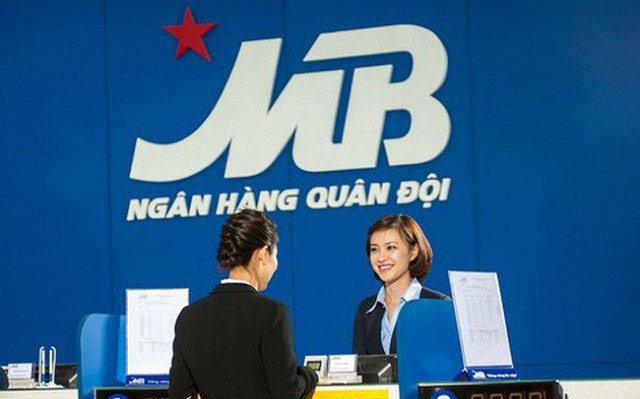 MBB giảm giá cùng thị trường