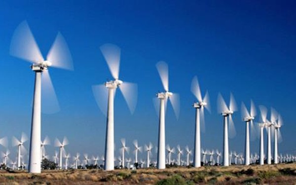 Đối với các dự án điện gió trong đất liền, giá mua điện tại điểm giao nhận điện là 1.928 đồng/kWh (chưa bao gồm thuế giá trị gia tăng, tương đương 8,5 Uscents/kWh)