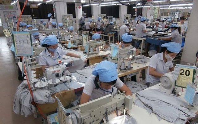 Gần 2.600 lao động ngành dệt may, giày da mất việc làm