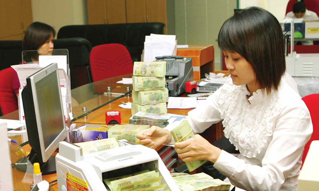 Hạn chế hệ lụy tín dụng đen