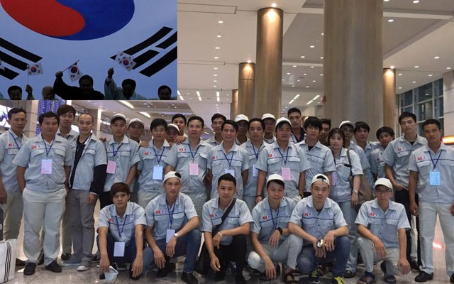 Gần 1000 lao động cư trú bất hợp pháp tại Hàn Quốc tự nguyện về nước