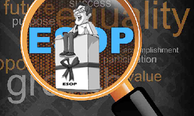 Cổ phiếu ESOP: 'Món quà' dành cho ai?