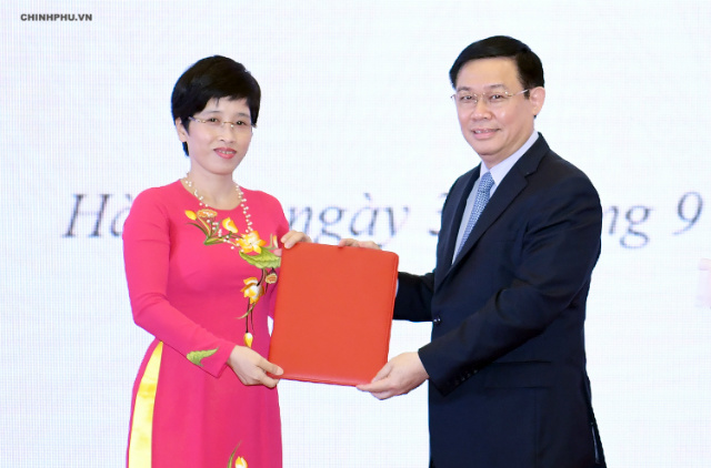 PTT-Vuong-Dinh-Hue-trao-quyet-7207-2956-
