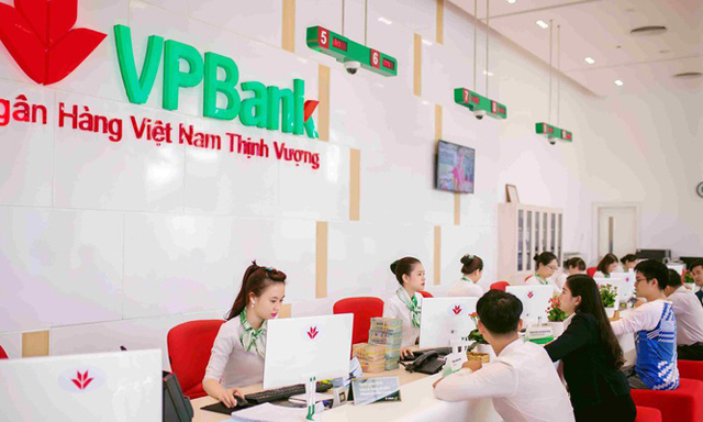 Lãi suất huy động 'tạo sóng' dịp cuối năm