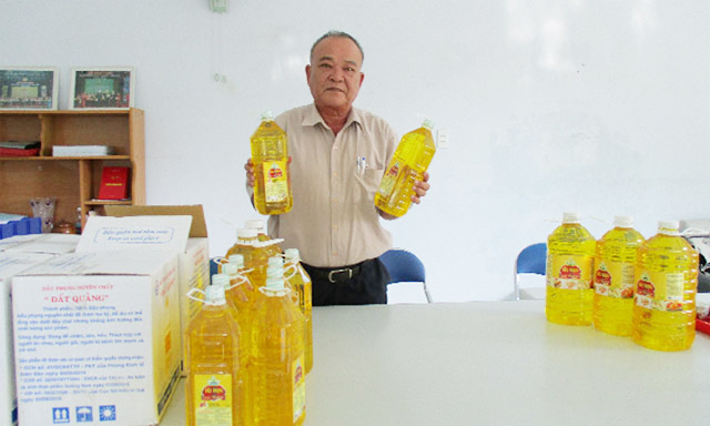 HTX Điện Quang xử lý chế phẩm hữu cơ bảo vệ môi trường