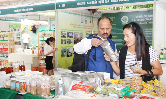 Giải bài toán kết nối tiêu thụ hàng Việt