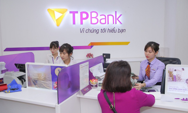 Ngân hàng dồn dập báo lãi lớn