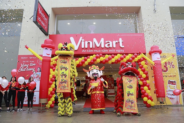 Tận mục sự 'lột xác' thần tốc của hệ thống siêu thị Fivimart thành VinMart